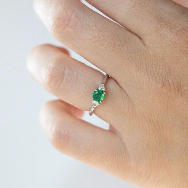 0.30 Carat Natural Round Green Emerald Trilogy Engagement Ring in White Gold - Bespoke