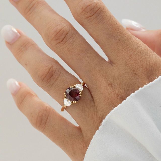 3.55 Carat Natural Oval Pigeon Blood Ruby Trilogy Engagement Ring In Yellow Gold - Venus