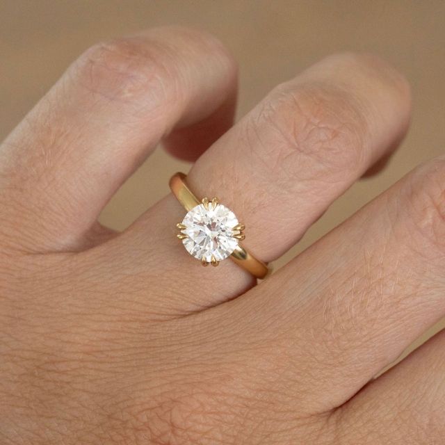 2 Carat Lab Grown Round Diamond Double Claw Solitaire Engagement Ring in Yellow Gold - Lydia