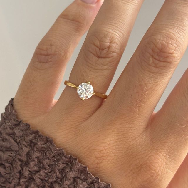 1 Carat Lab Grown Round Diamond Solitaire Engagement Ring in Yellow Gold - Roxana