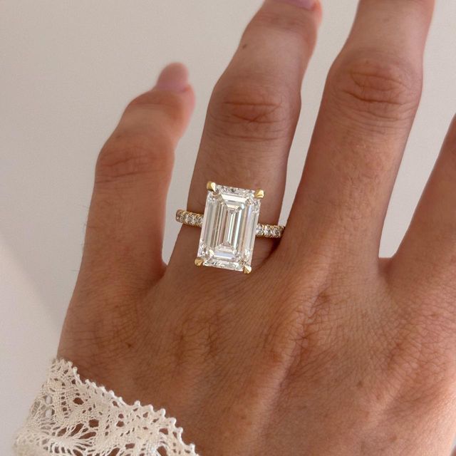 8 Carat Lab Grown Emerald Cut Diamond Pavé Band Engagement Ring in Yellow Gold - Kate