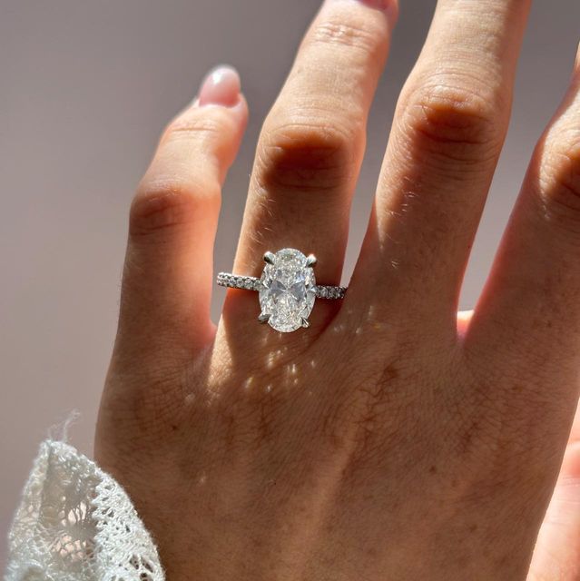 4 Carat Lab Grown Oval Diamond Pavé Engagement Ring in Platinum - Jessica
