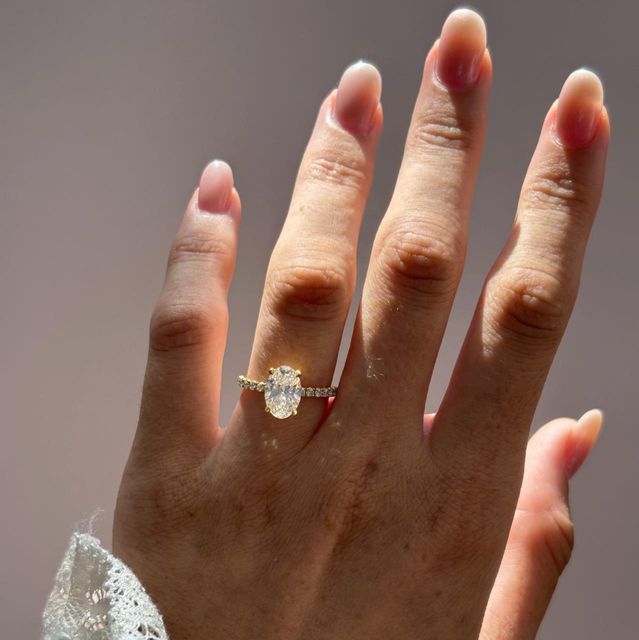 1.80 Carat Lab Grown Oval Diamond Pavé Engagement Ring in Yellow Gold - Jessica