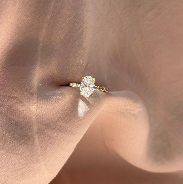 1.80 Carat Lab Grown Oval Diamond Pavé Engagement Ring in Yellow Gold - Jessica