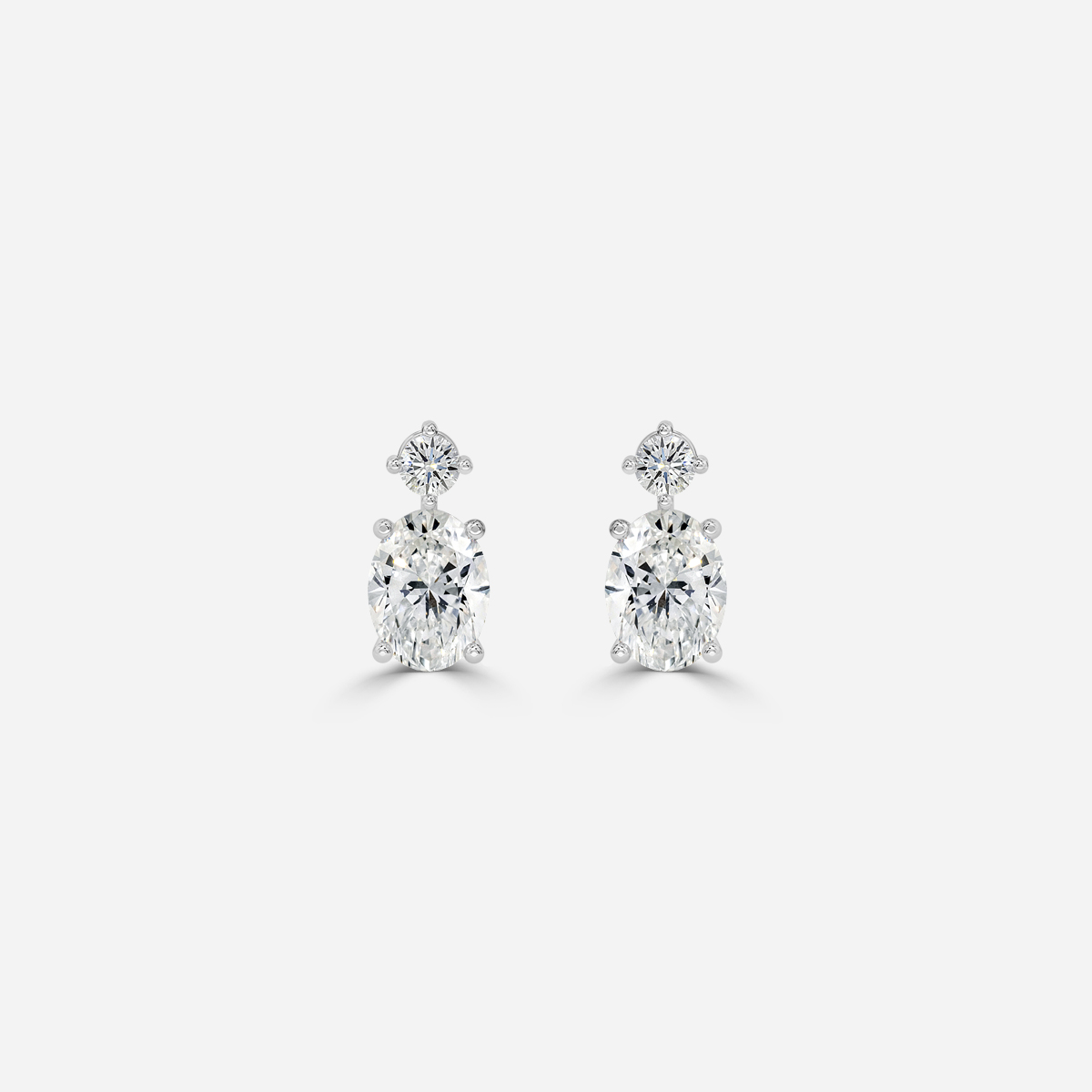 Drop Oval Earrings In White Gold