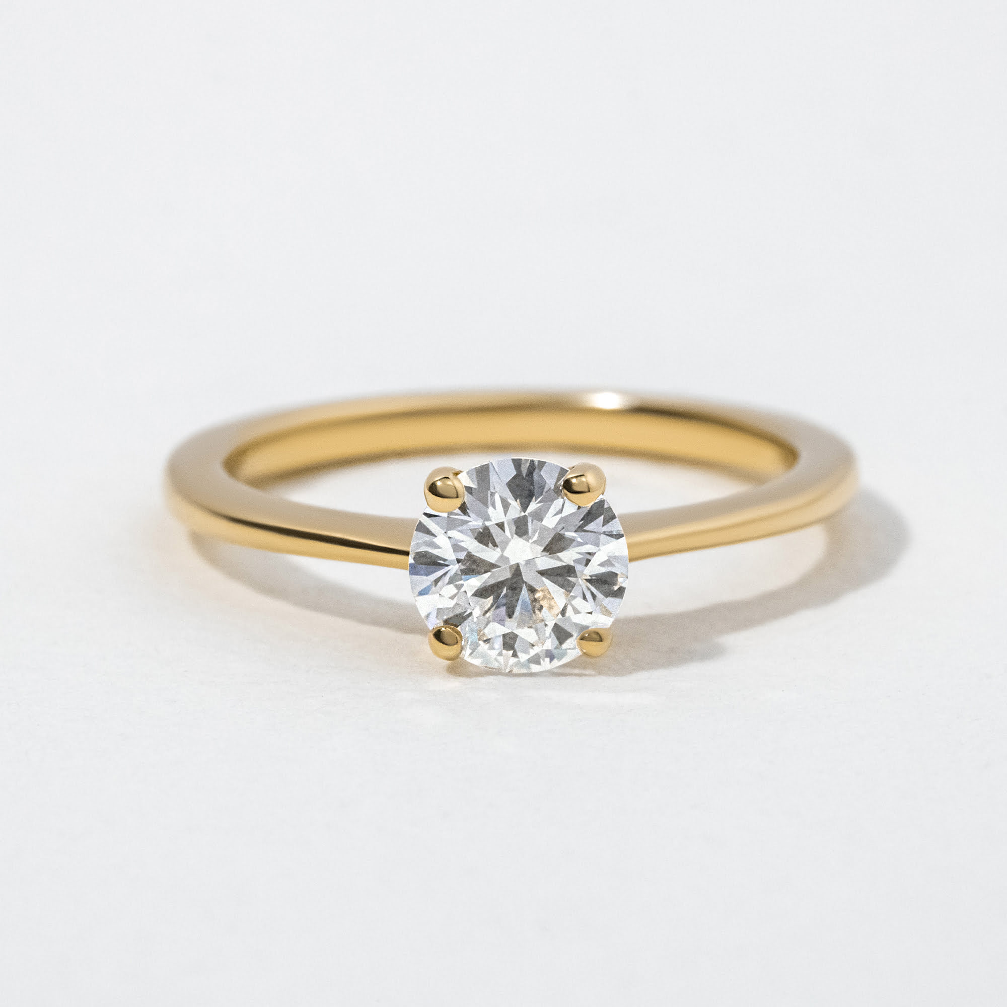 Yellow Gold Solitaire Engagement Ring Round Lab Diamond - 1.00ct