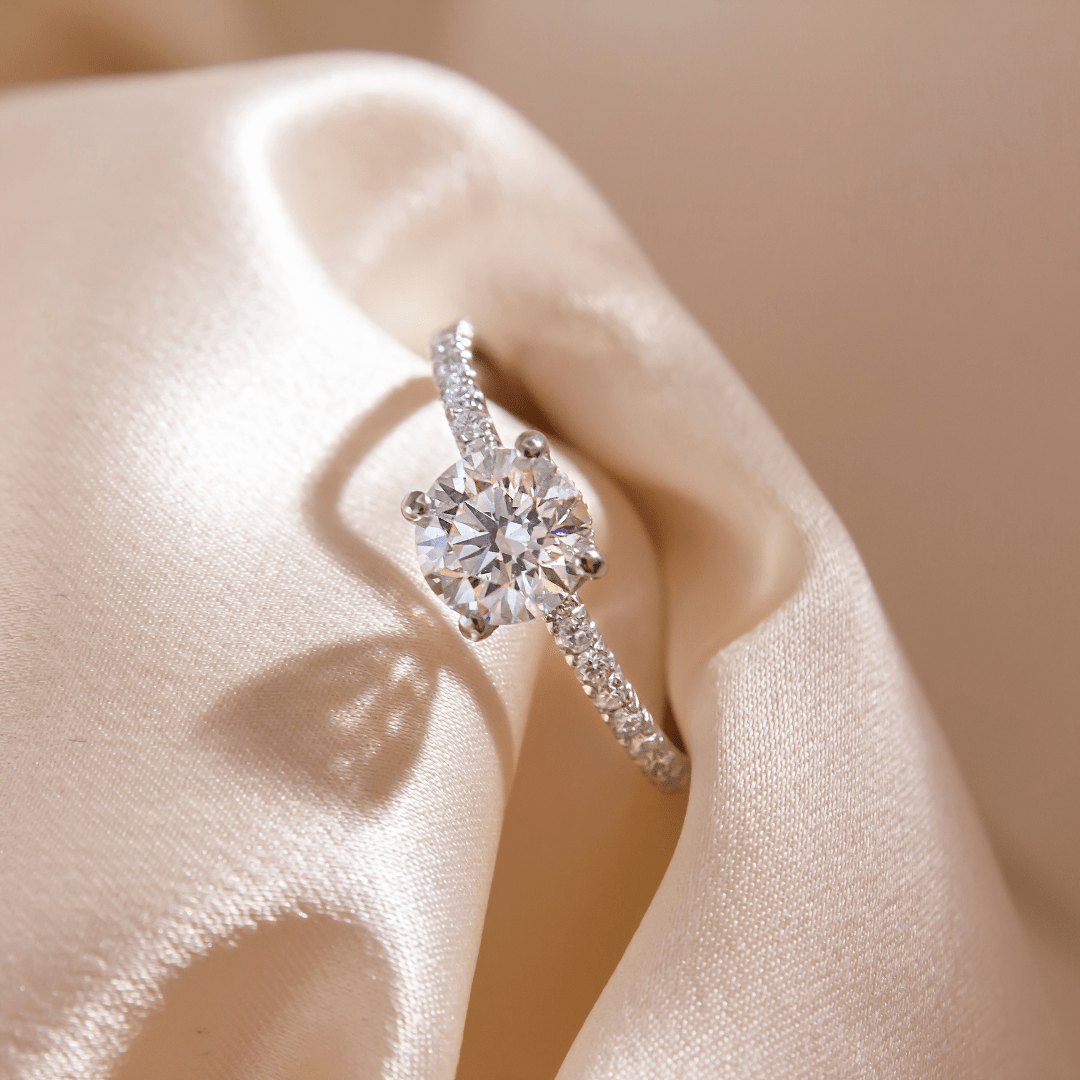 Simple halo deals engagement rings