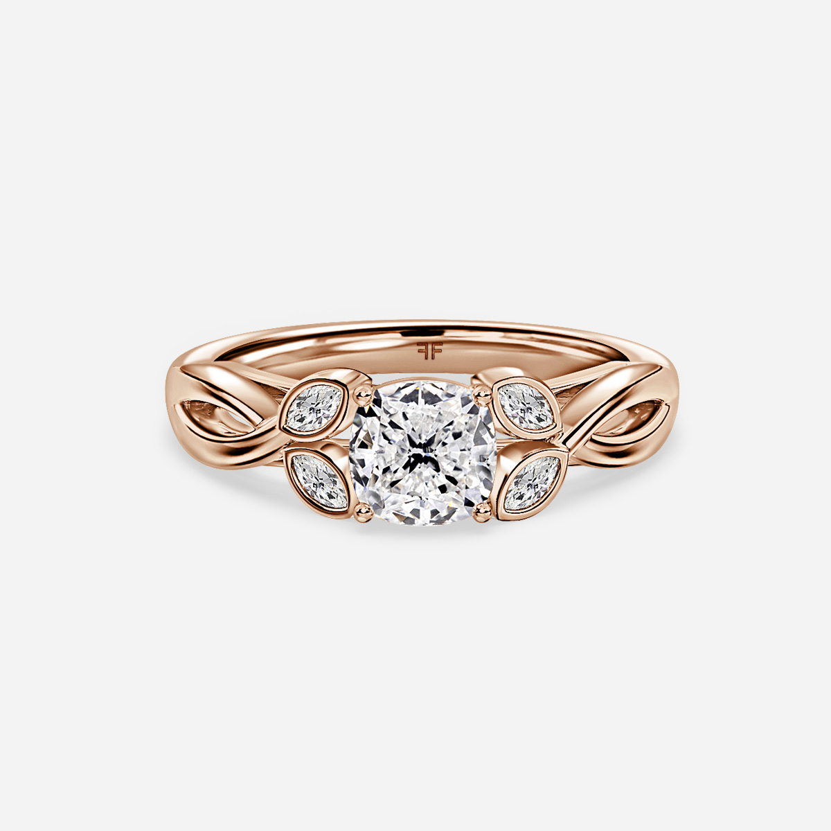 Mo Bandia Unique Ring