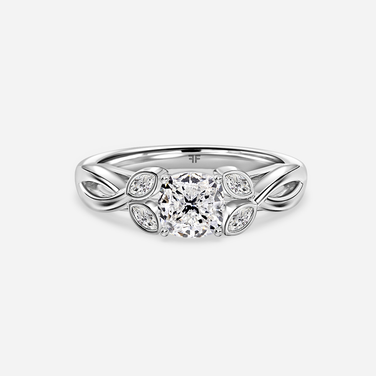 Mo Bandia Unique Ring