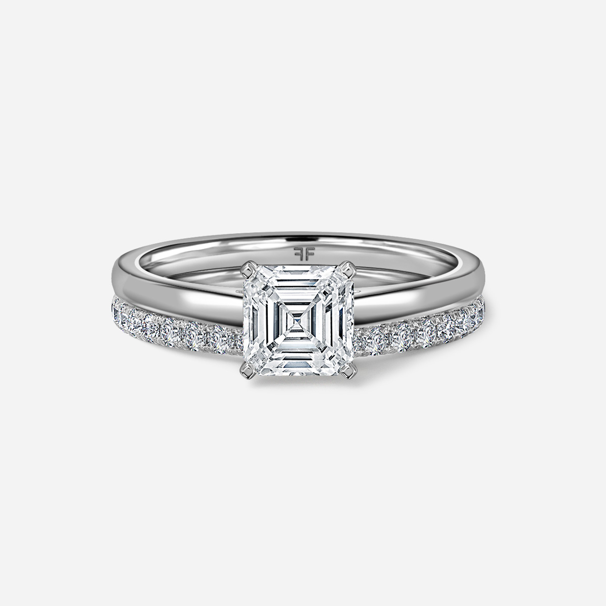 Avery Solitaire Pavé Band Bridal Set