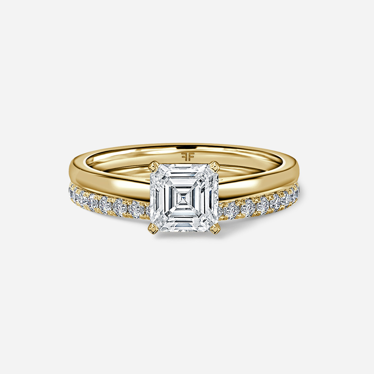 Avery Solitaire Pavé Band Bridal Set