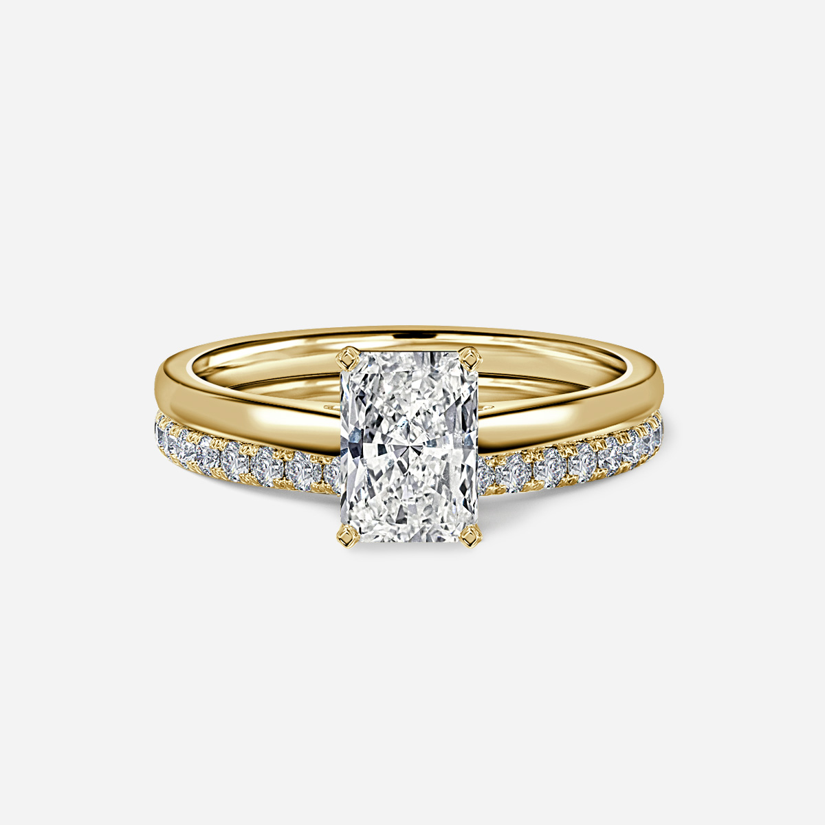 Avery Solitaire Pavé Band Bridal Set
