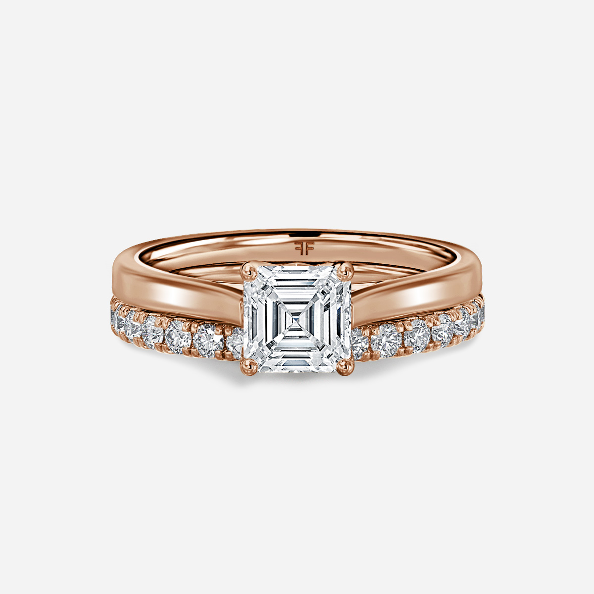 Aerin Solitaire Pavé Band Bridal Set