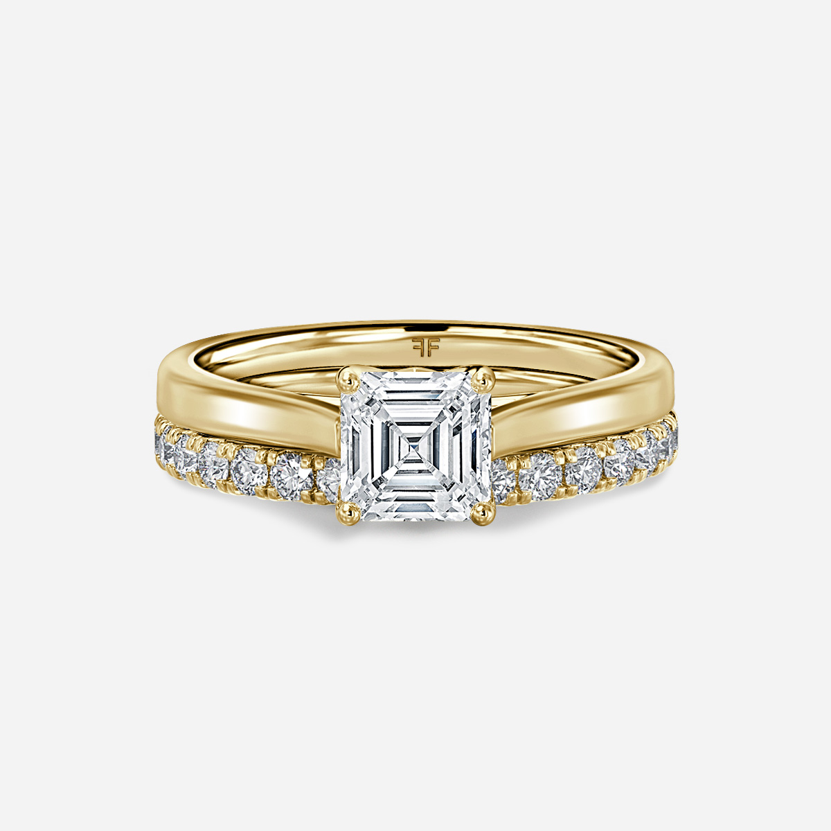 Aerin Solitaire Pavé Band Bridal Set