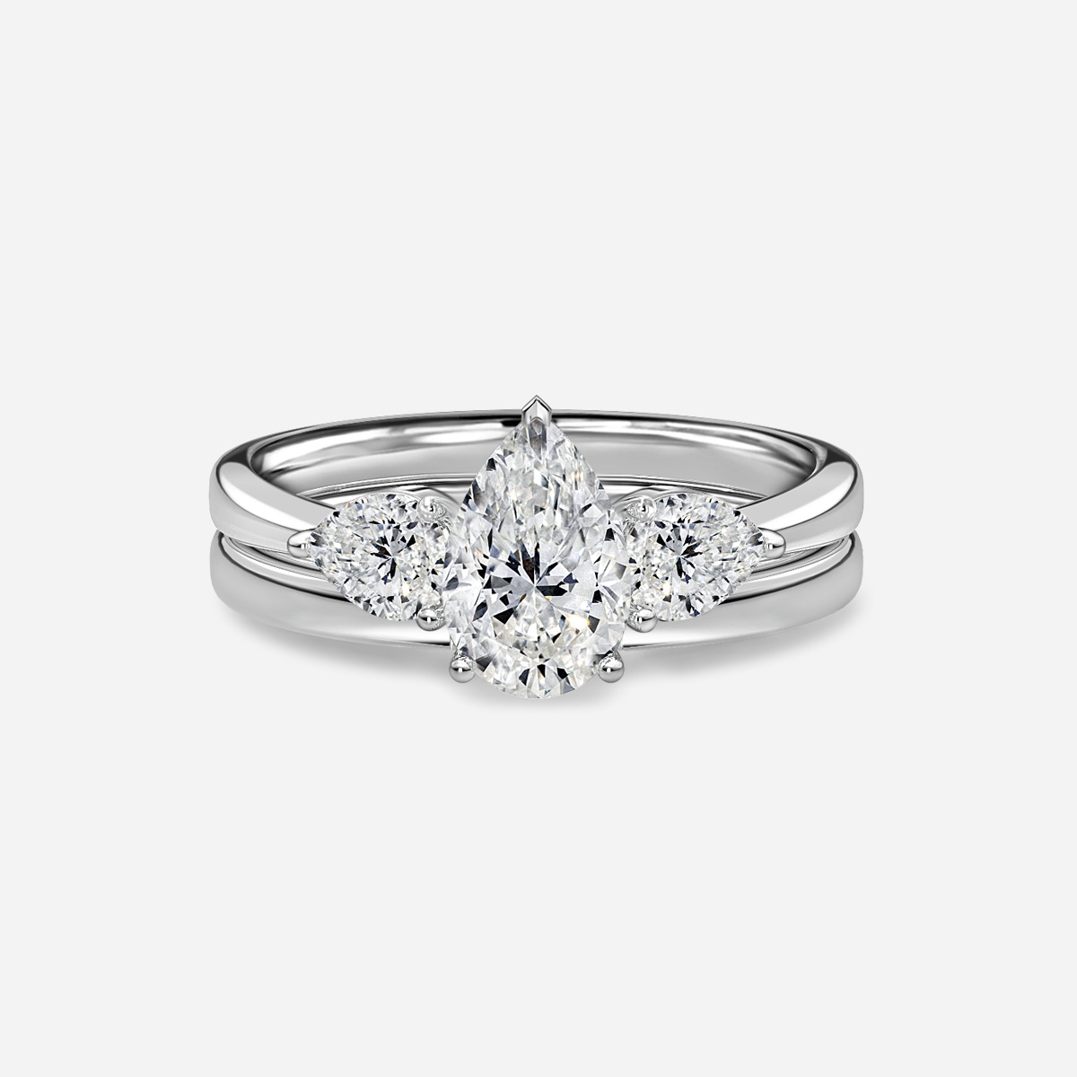 Vivian Solitaire Plain Band Bridal Set