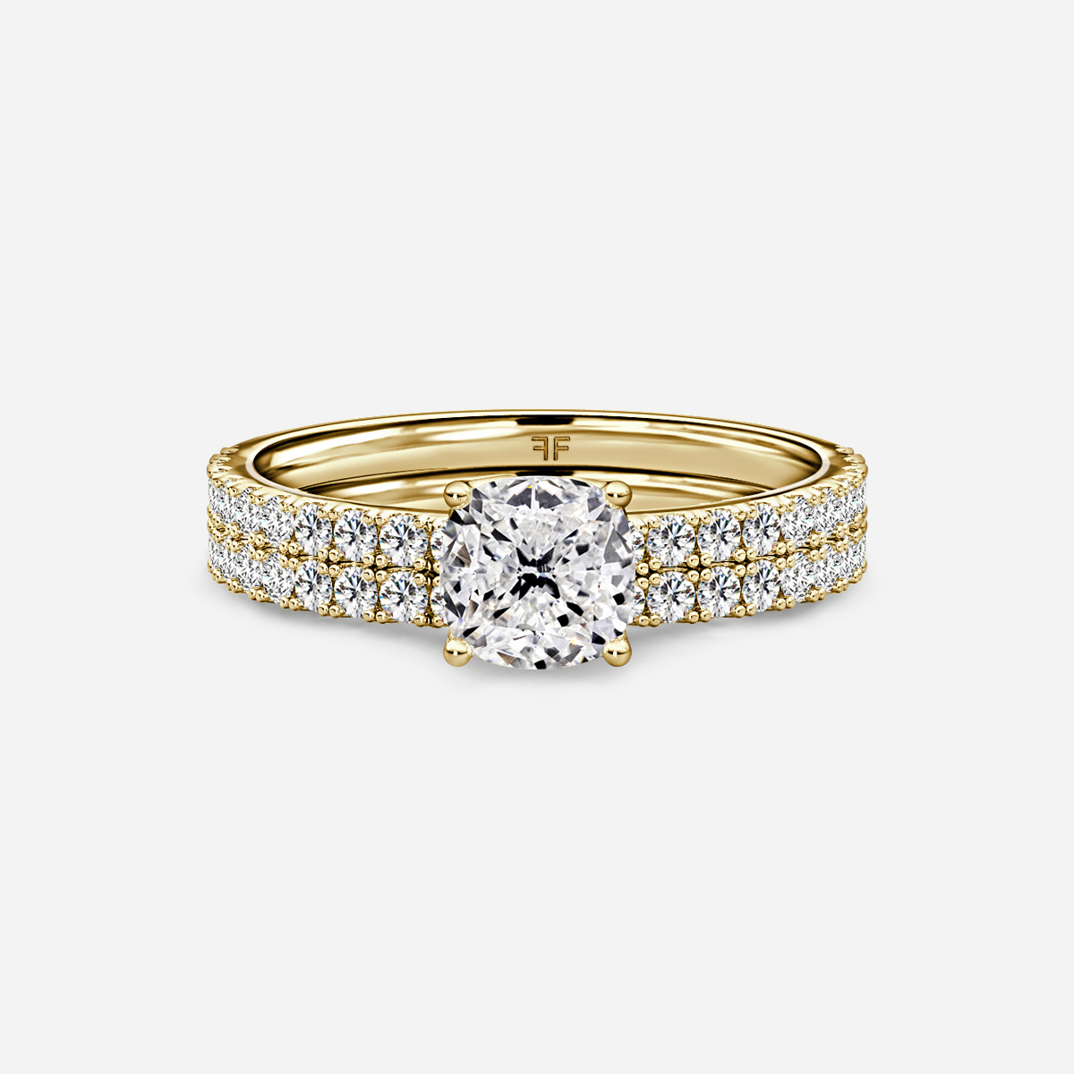 Jennifer Pavé Band Bridal Set
