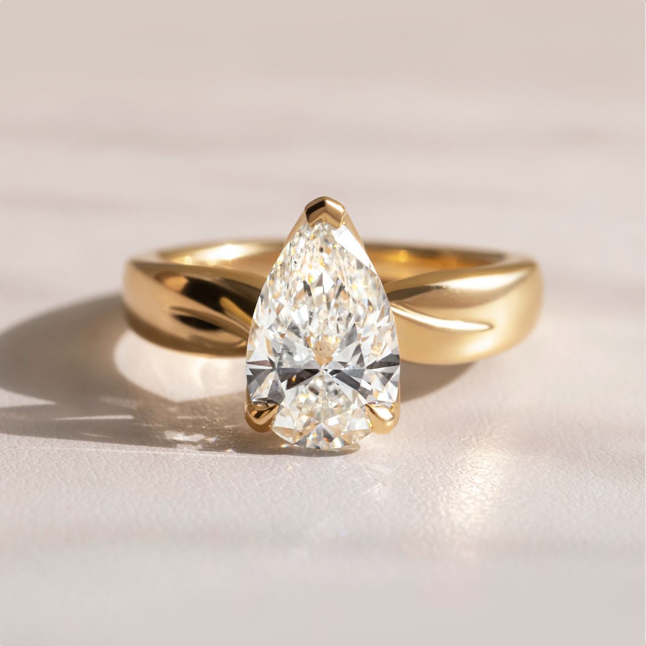 2 Carat Pear Solitaire Engagement Ring In Yellow Gold - Vri customised