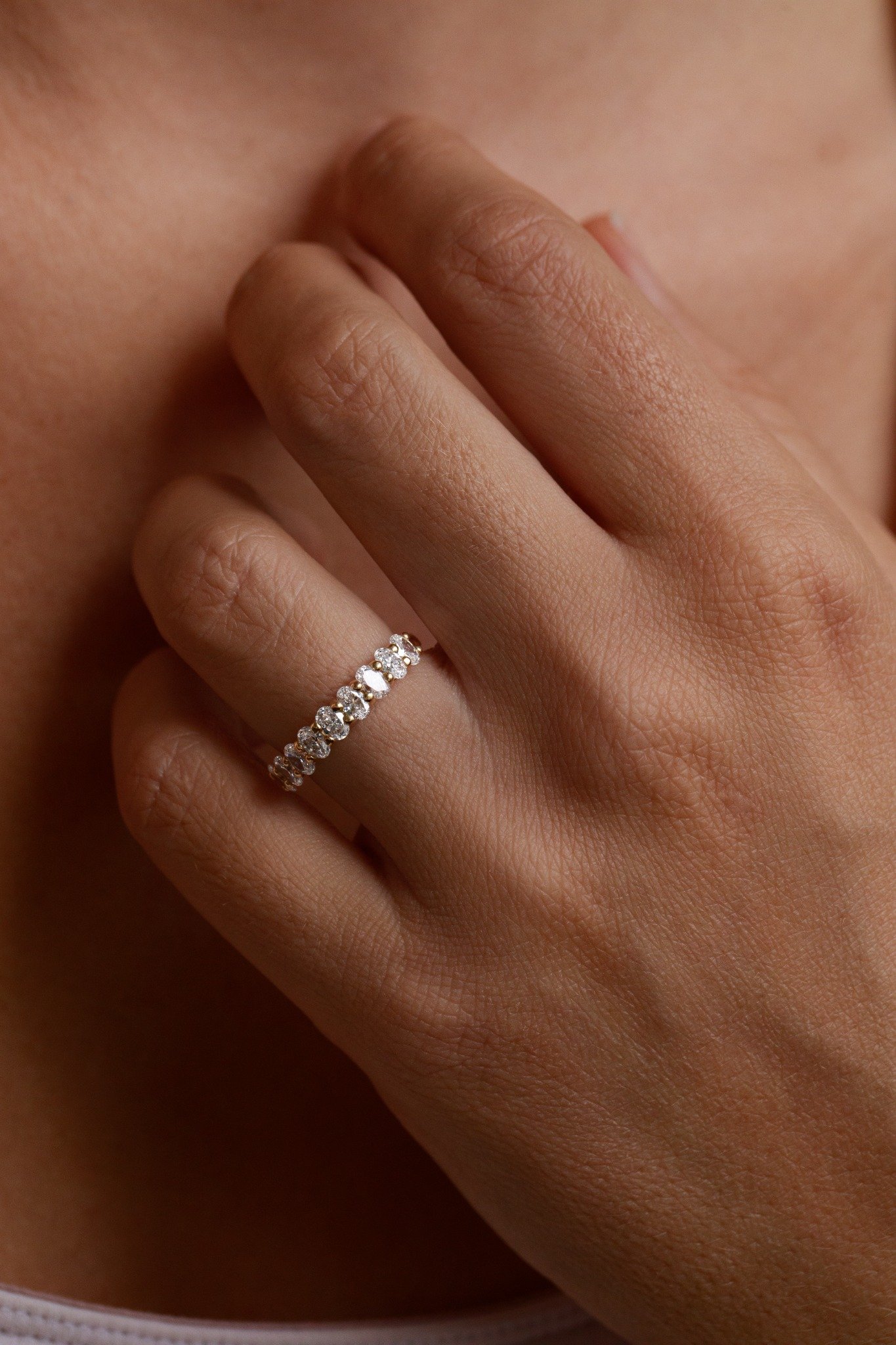 Women's Rose gold engagement ring