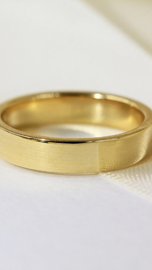 Yellow Gold Men's Wedding Ring