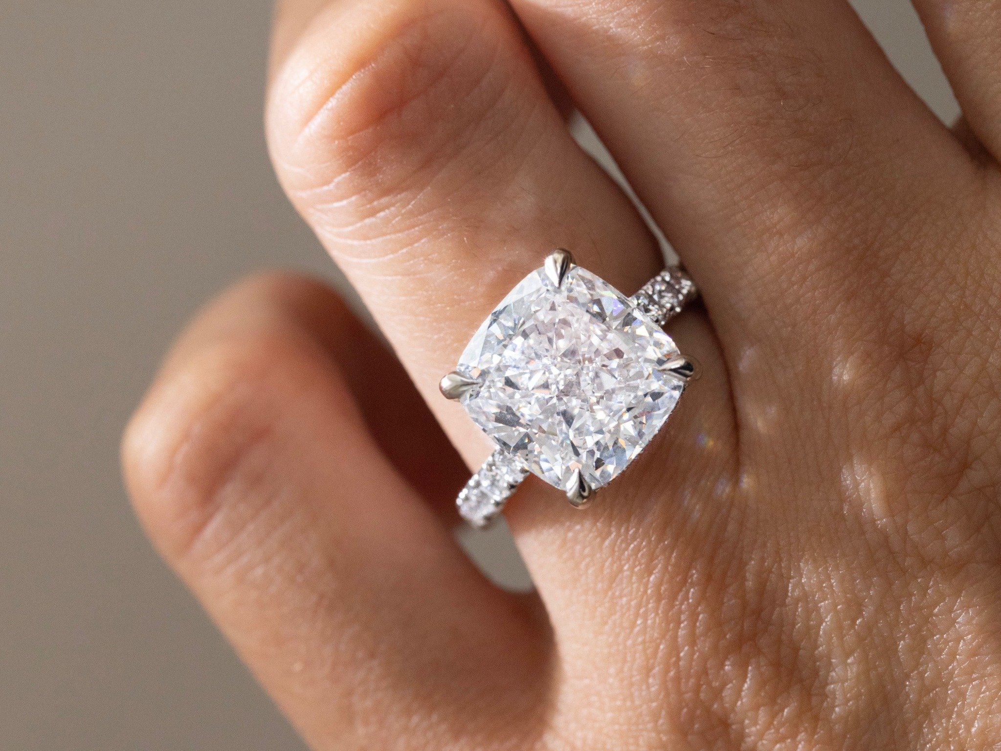 9 carat diamond ring