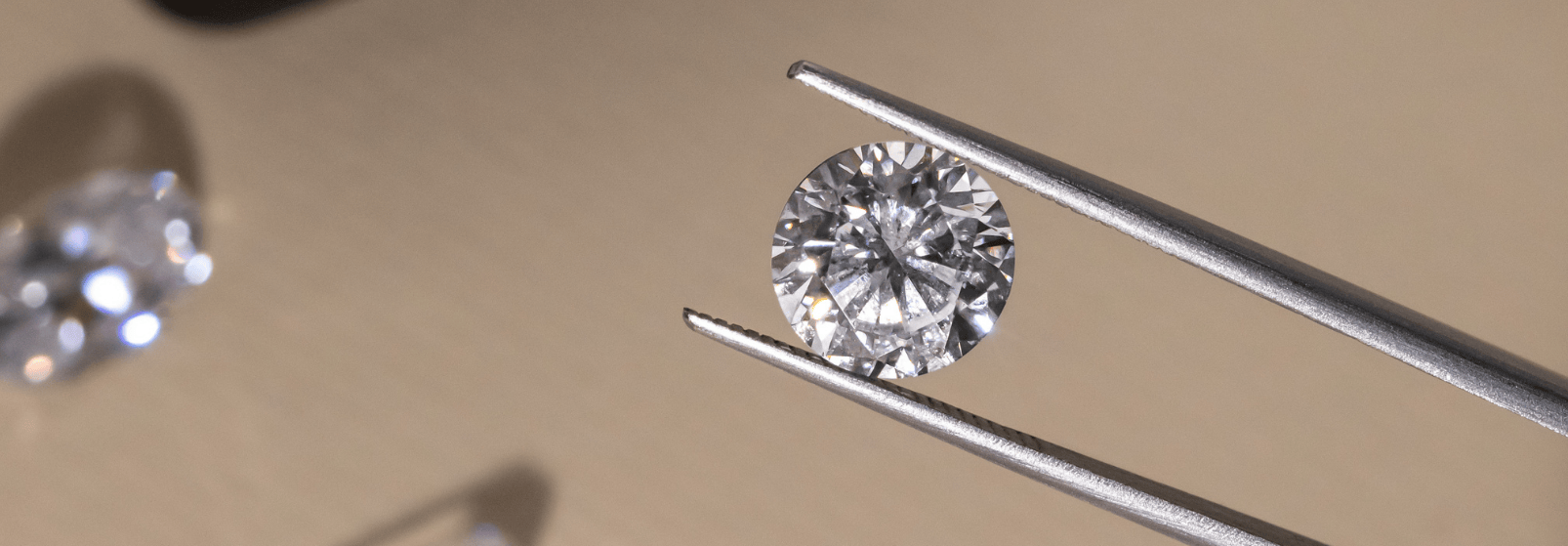 Round diamond guides