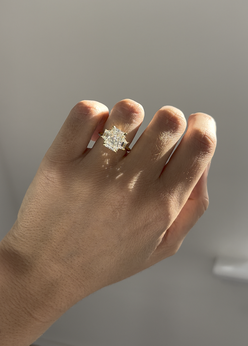 4 Carat Radiant Cut Diamond Ring