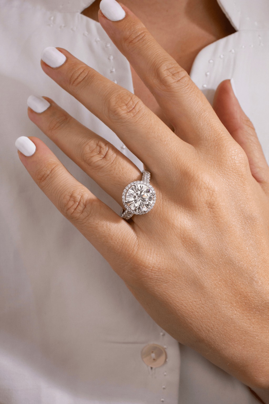 4 carat round cut diamond ring